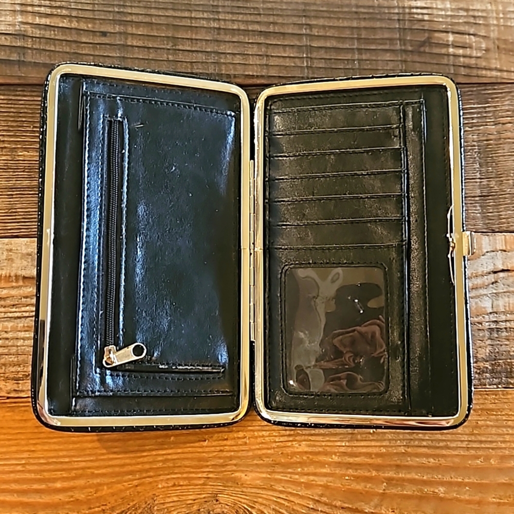 Ladies Black Snakeskin Clutch Wallet